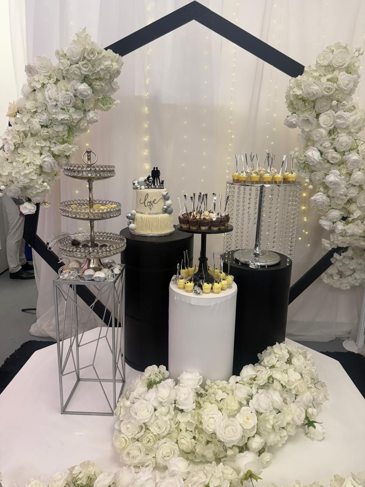 Full Quinceañero Sweet 16